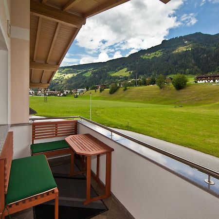 Apartment Oberbichl Ramsau im Zillertal Exterior photo