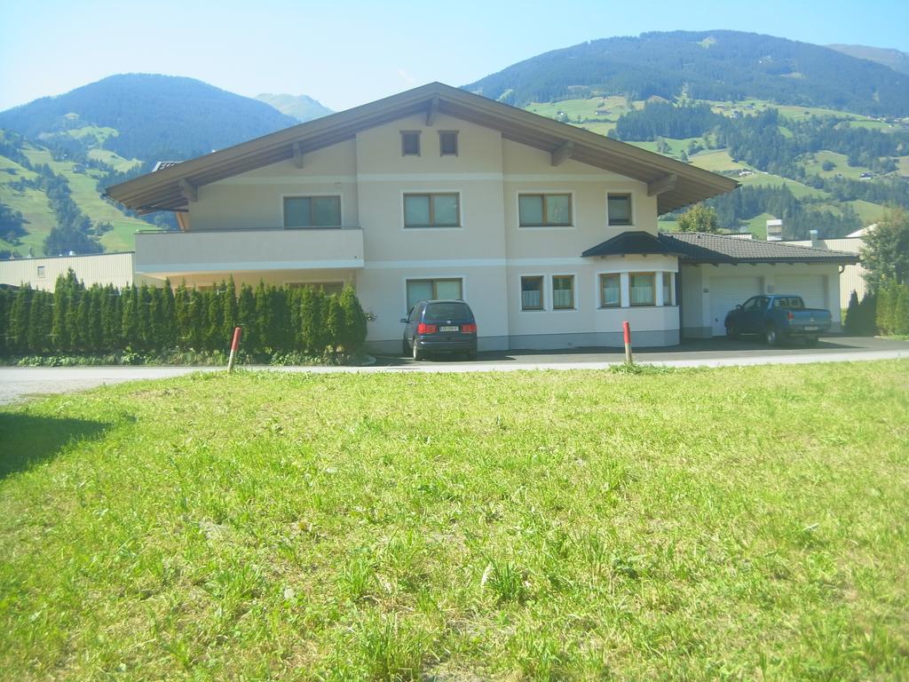 Apartment Oberbichl Ramsau im Zillertal Exterior photo